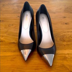 Aldo heels, very classy !